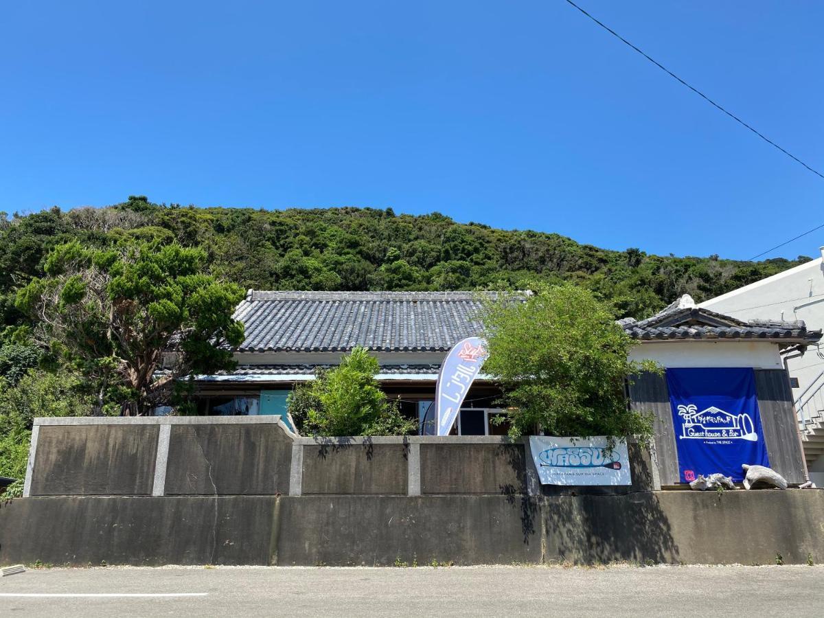 Guest House & Bar Diamond Head Mihana Ngoại thất bức ảnh