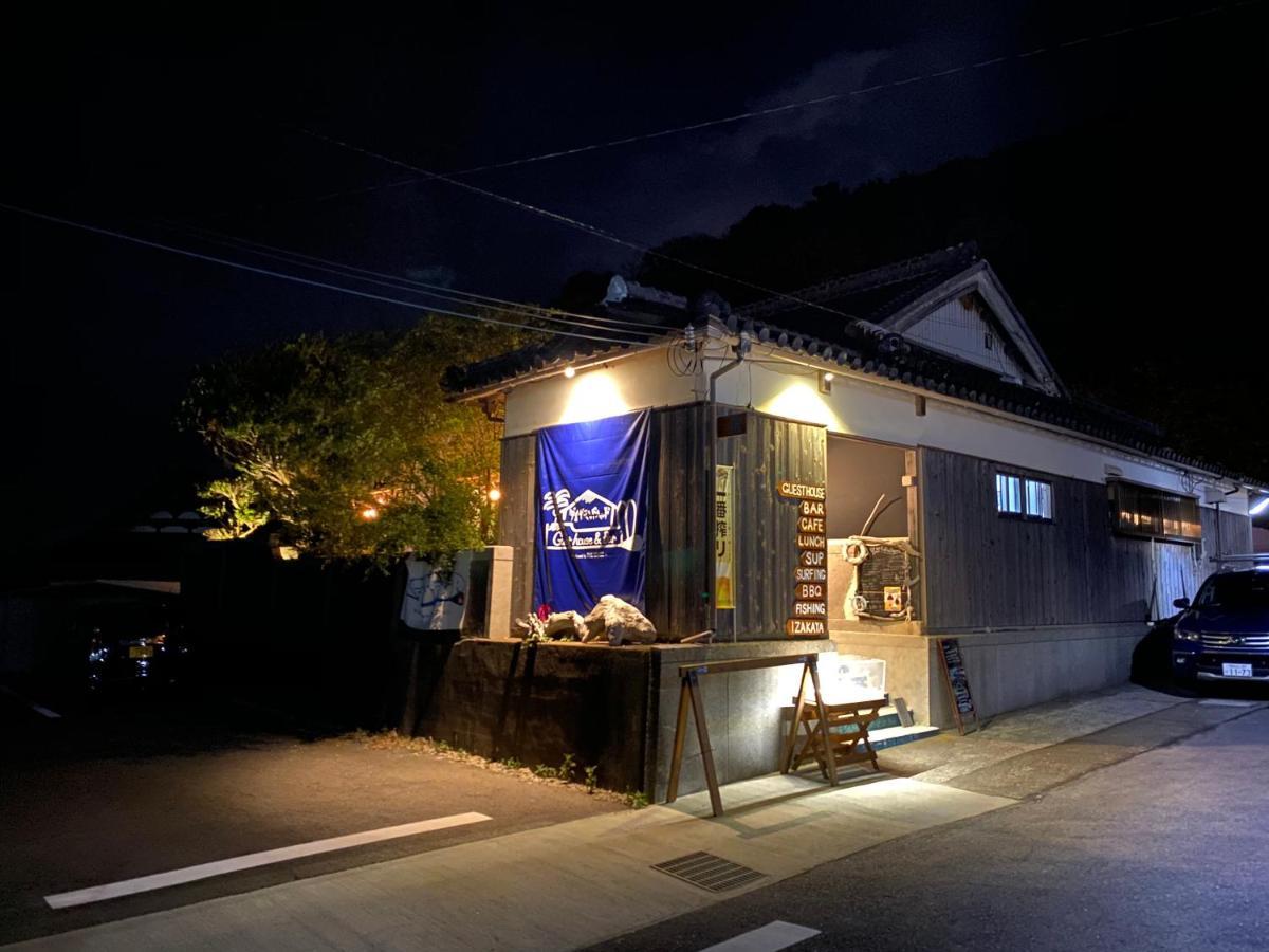Guest House & Bar Diamond Head Mihana Ngoại thất bức ảnh