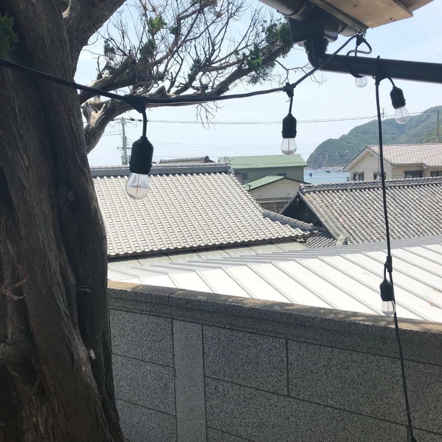Guest House & Bar Diamond Head Mihana Ngoại thất bức ảnh